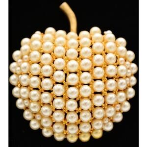 Vintage Apple Pin Brooch Faux Pearl Cluster Large Brushed Gold Chunky 80s BinAL